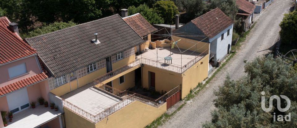 Maison de village T5 à Figueiró dos Vinhos e Bairradas de 281 m²