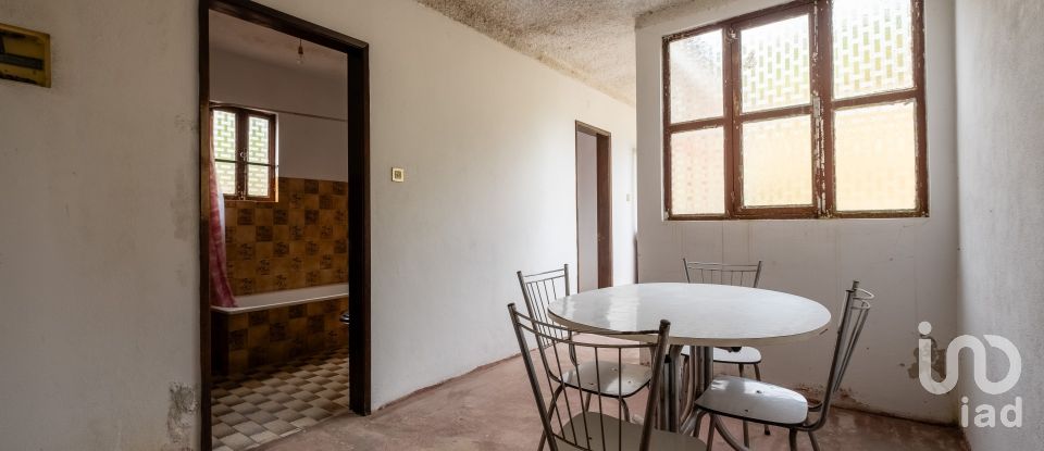 Gîte T3 à Pombeiro da Beira de 204 m²