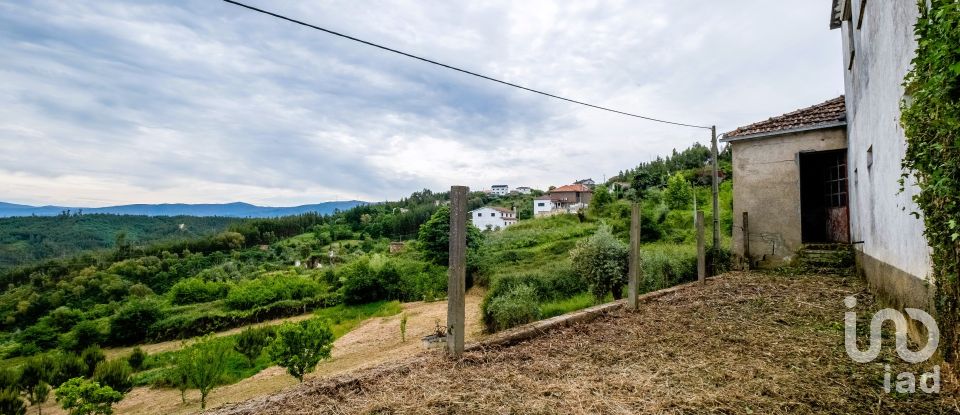 Gîte T3 à Pombeiro da Beira de 204 m²