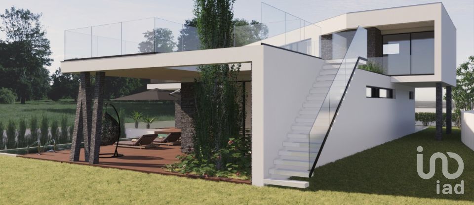 Casa T3 em Famalicão de 328 m²