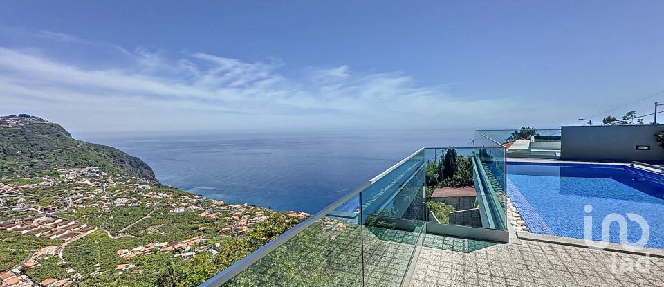 Casa / Villa T2 em Arco da Calheta de 146 m²