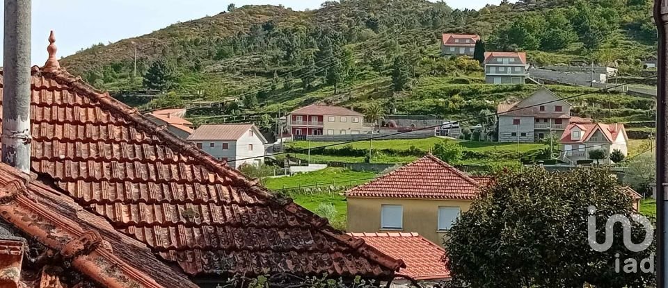 Casa de aldeia T2 em Parada do Monte e Cubalhão de 156 m²