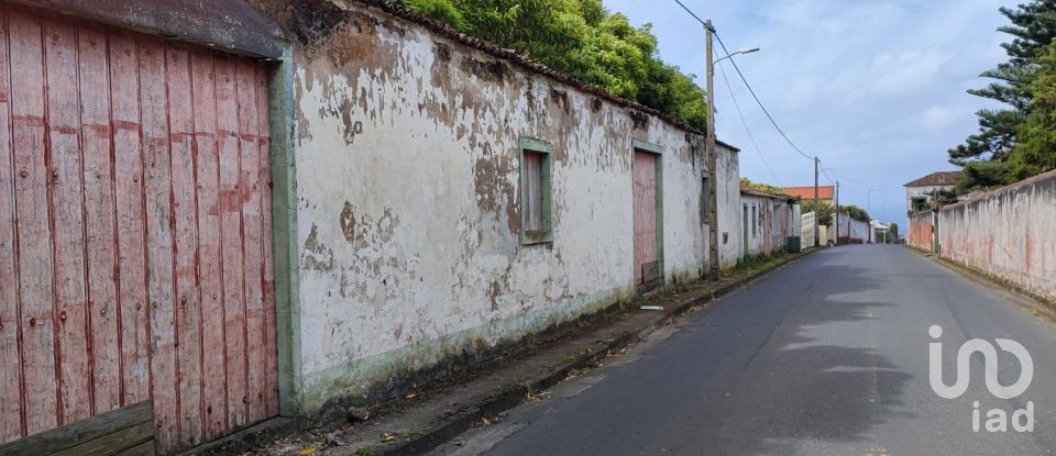 Terreno em Rabo de Peixe de 25 780 m²