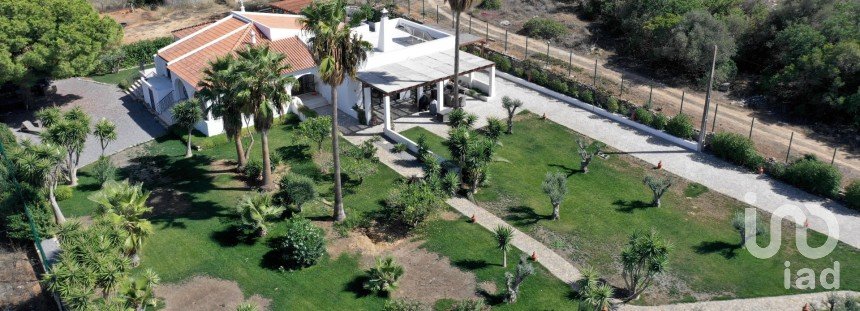 House T4 in Lagoa e Carvoeiro of 315 m²