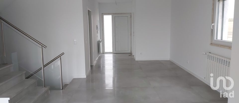 Casa / Villa T3 em Silveira de 308 m²