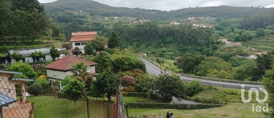 Terreno em Macieira de Cambra de 3 600 m²