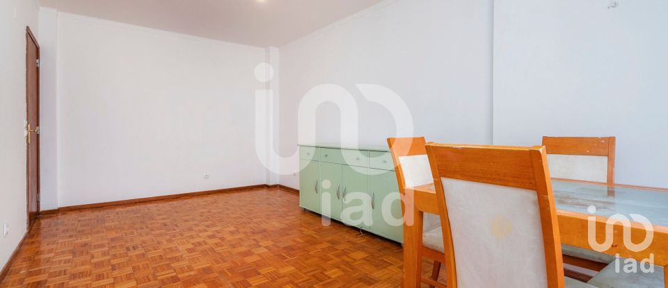 Apartamento T2 em Faro (Sé e São Pedro) de 71 m²