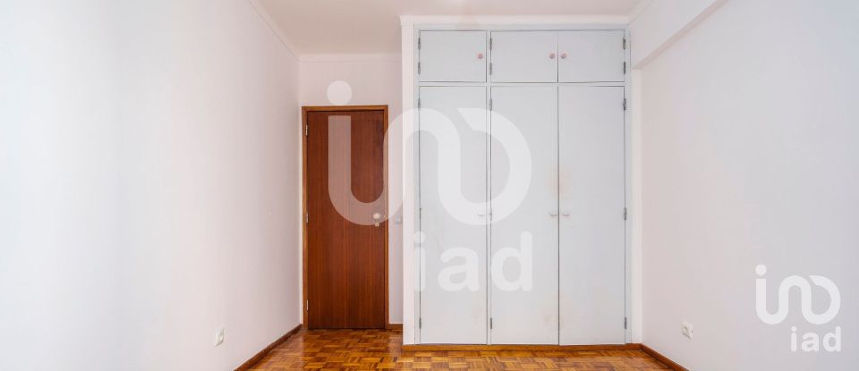 Apartamento T2 em Faro (Sé e São Pedro) de 71 m²