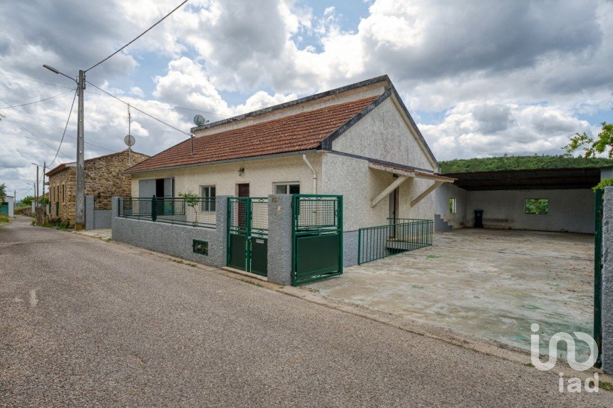 Traditional house T2 in Chãos of 173 m²