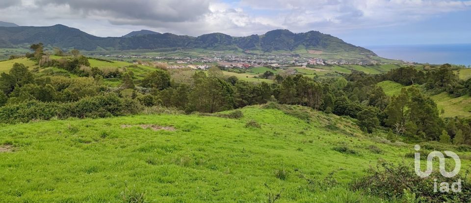 Land in Povoação of 142,408 m²