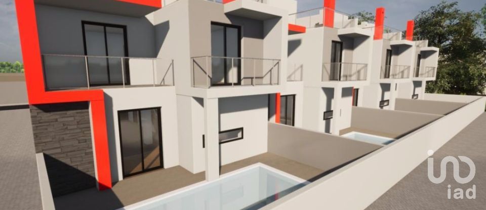 Maison T4 à Quelfes de 215 m²