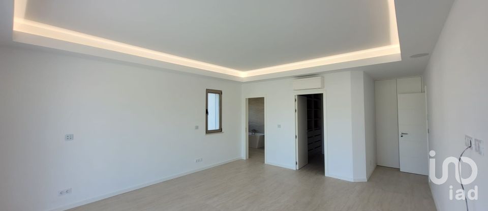 Gîte T5 à Quarteira de 611 m²