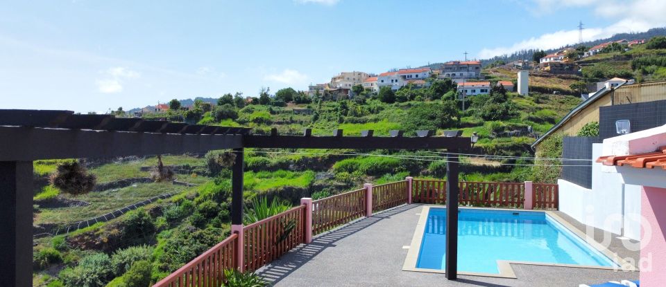 Lodge T2 in Calheta of 286 m²