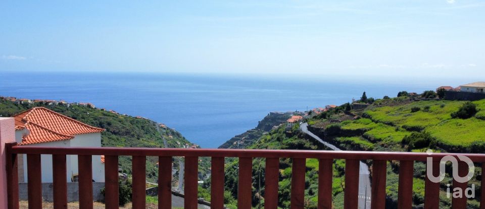 Lodge T2 in Calheta of 286 m²