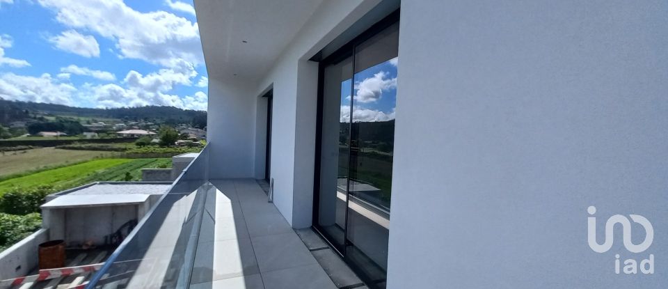 Demeure T3 à Abade de Neiva de 165 m²