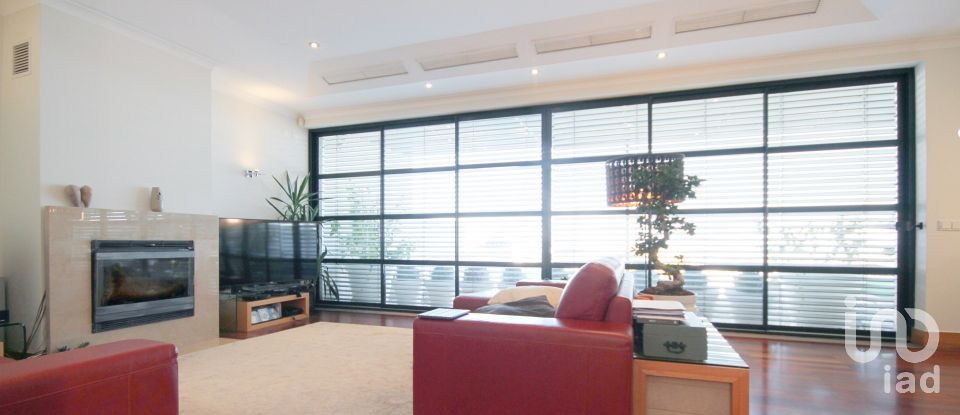 Apartment T3 in Parque das Nações of 200 m²