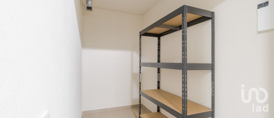 Apartamento T2 em Santo António de 92 m²