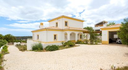 House T3 in Alcantarilha e Pêra of 266 m²