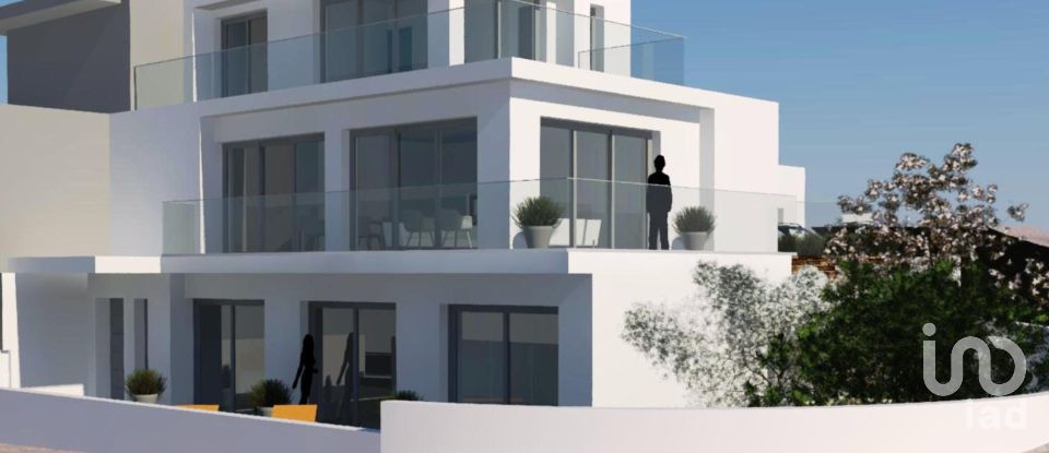 Casa / Villa T4 em Lourinhã e Atalaia de 281 m²