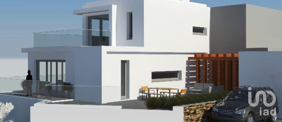 Casa / Villa T4 em Lourinhã e Atalaia de 281 m²