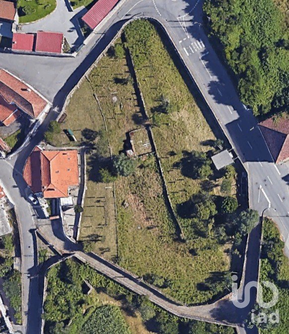 Building land in Areosa of 3,788 m²