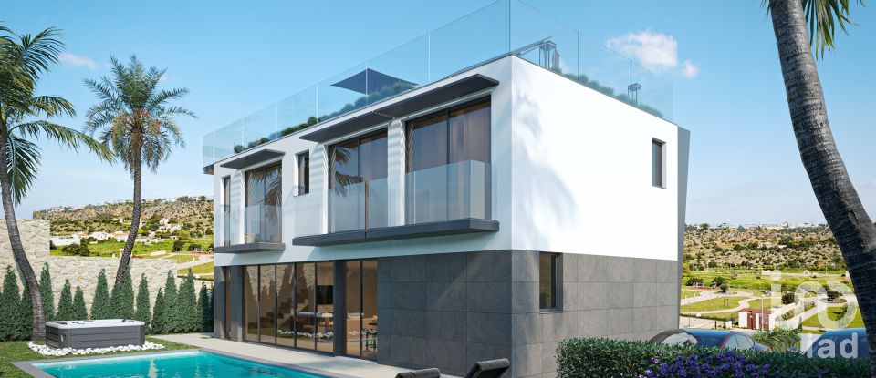 Casa / Villa T4 em Albufeira e Olhos de Água de 180 m²