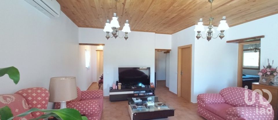 Casa / Villa T3 em Lamas e Cercal de 166 m²