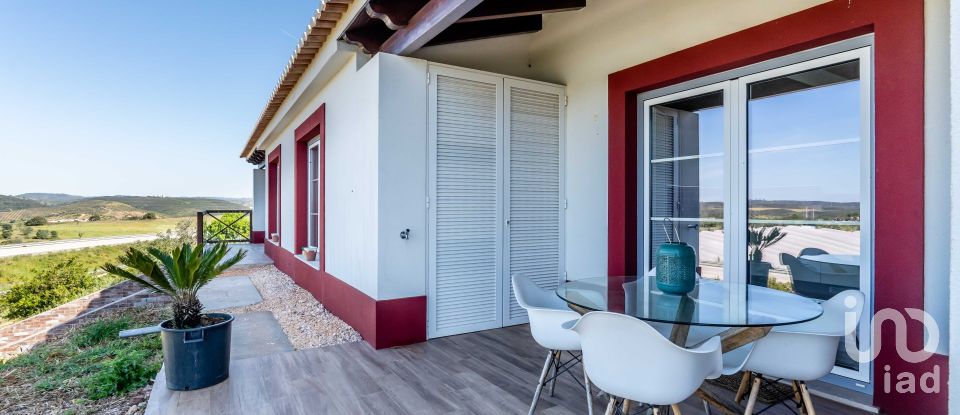 Ferme T3 à Mexilhoeira Grande de 274 m²