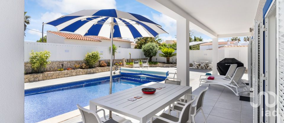 Casa tradicional T4 em Lagoa e Carvoeiro de 221 m²