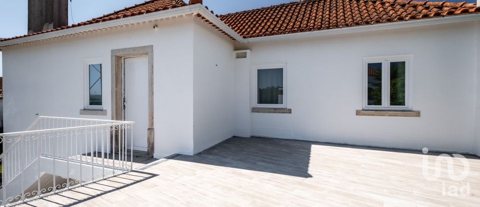 Casa T5 em Maçãs de Dona Maria de 414 m²