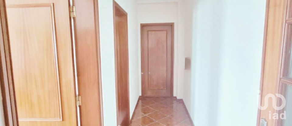 Casa / Villa T4 em São lourenço do bairro de 287 m²