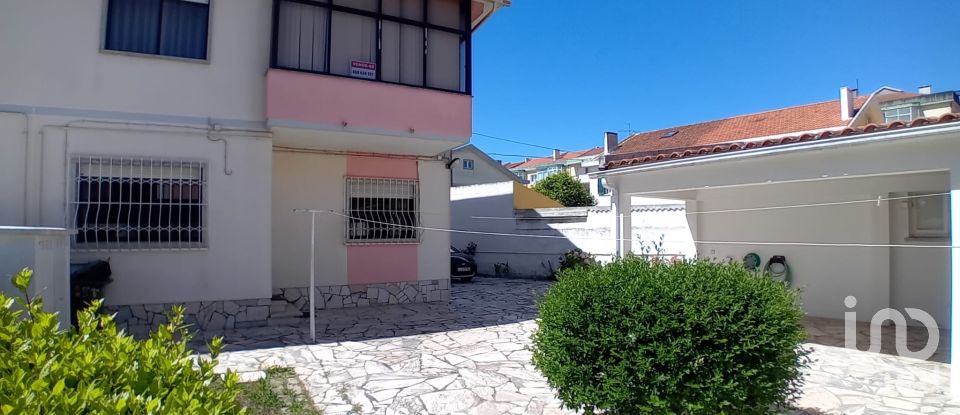 Casa / Villa T5 em Algueirão-Mem Martins de 258 m²