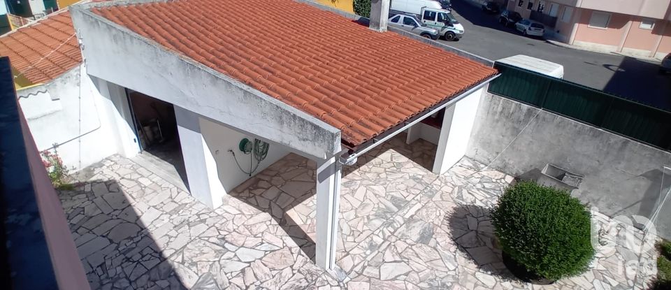 Casa / Villa T5 em Algueirão-Mem Martins de 258 m²