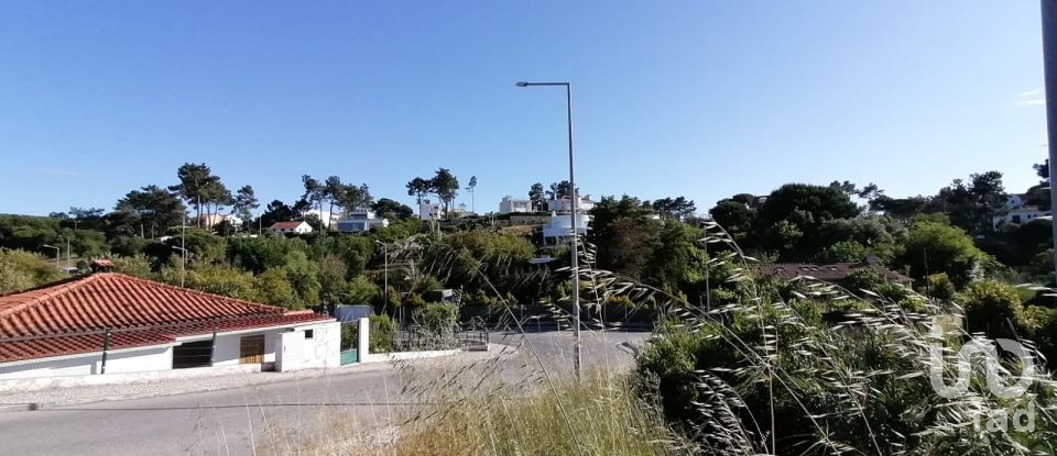 Terrain à Sesimbra (Castelo) de 810 m²