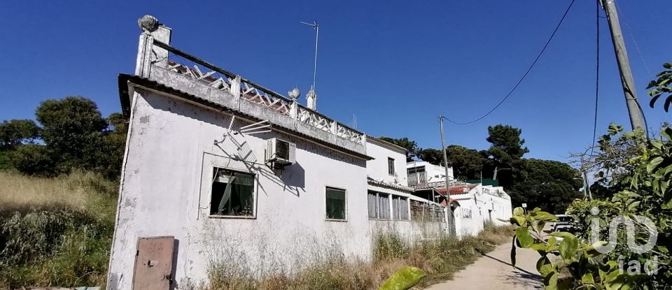 Terreno em Sesimbra (Castelo) de 810 m²