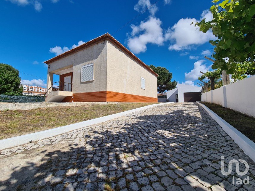 Casa / Villa T4 em Caldas da Rainha - Santo Onofre e Serra do Bouro de 190 m²