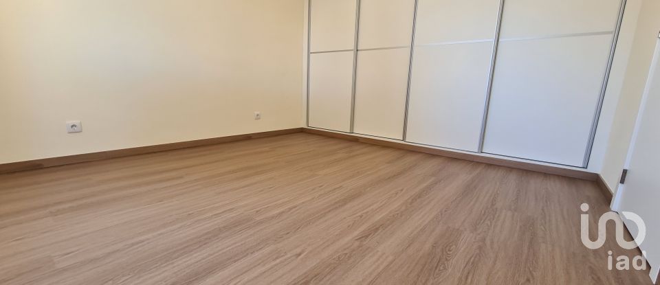 Casa / Villa T4 em Caldas da Rainha - Santo Onofre e Serra do Bouro de 190 m²