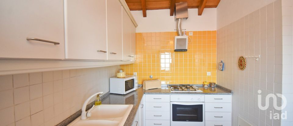 Maison de village T4 à Vila Nova de 206 m²