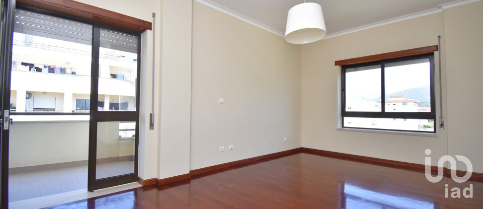 Apartamento T2 em Miranda do Corvo de 143 m²