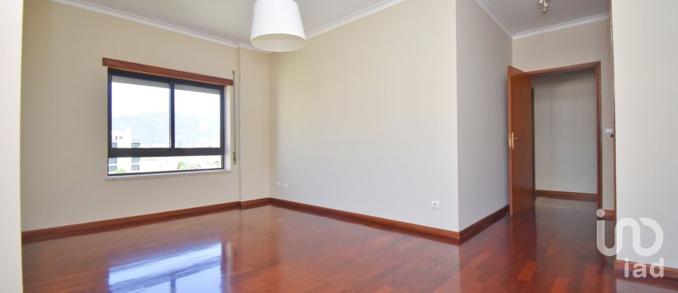 Apartamento T2 em Miranda do Corvo de 143 m²