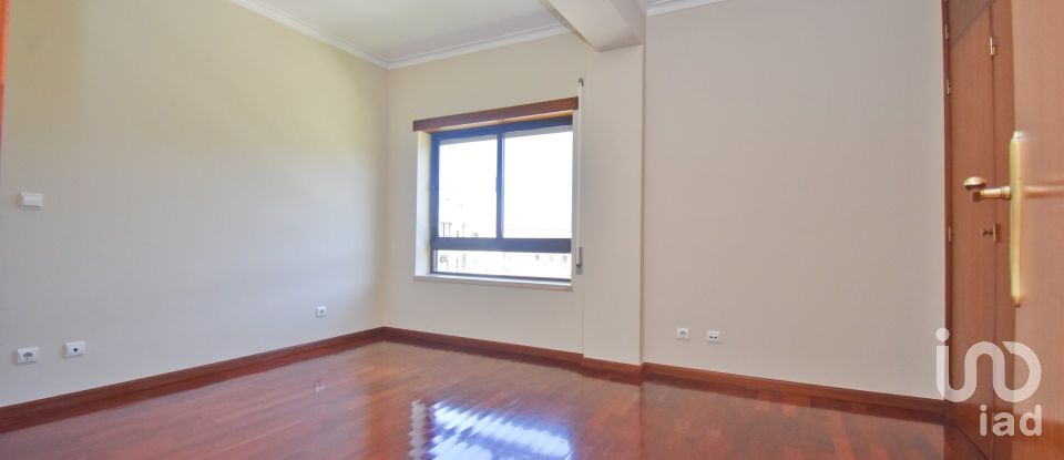 Apartamento T2 em Miranda do Corvo de 143 m²