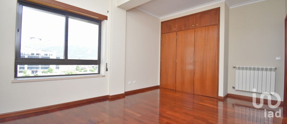 Apartamento T2 em Miranda do Corvo de 143 m²