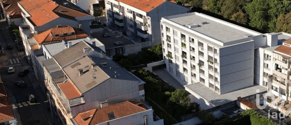 Apartment T2 in Paranhos of 90 m²