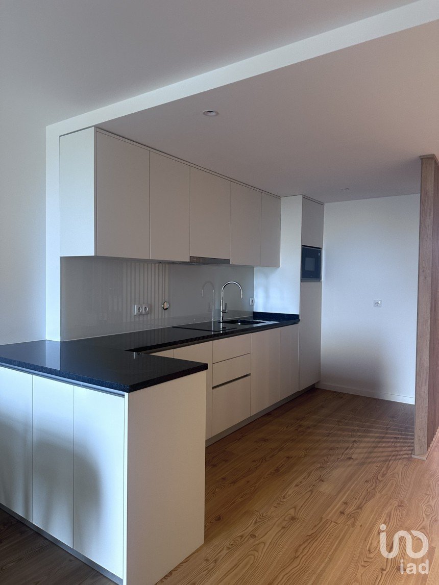 Apartment T1 in Glória E Vera Cruz of 67 m²