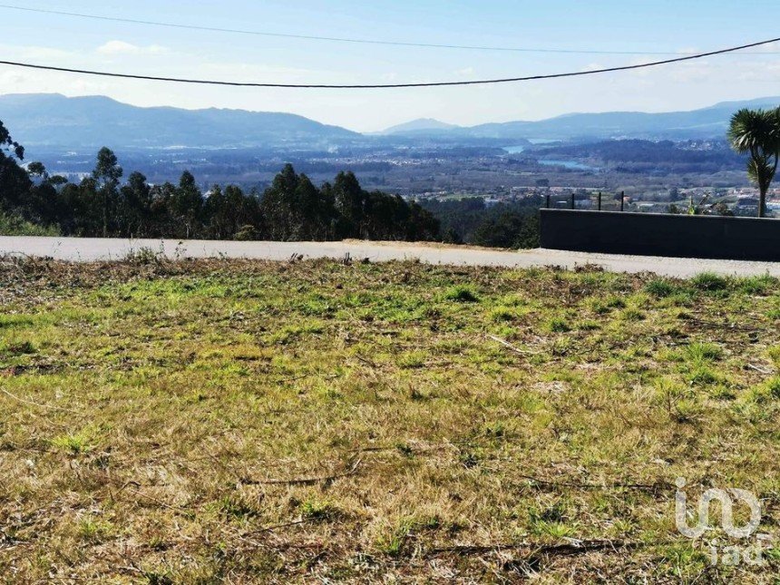 Terreno para construção em Gandra e Taião de 1 024 m²