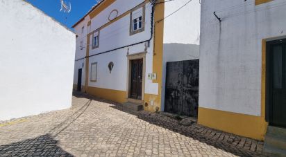 Maison traditionnelle T6 à Nossa Senhora da Graça de Póvoa e Meadas de 216 m²