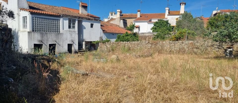 Casa tradicional T6 em Nossa Senhora da Graça de Póvoa e Meadas de 216 m²