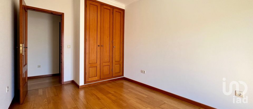 Appartement T3 à Aradas de 153 m²