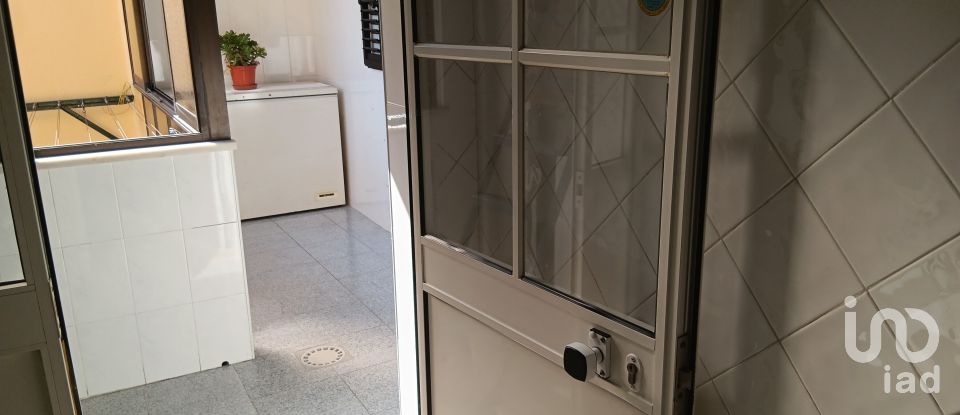 Apartamento T5 em Avenidas Novas de 100 m²