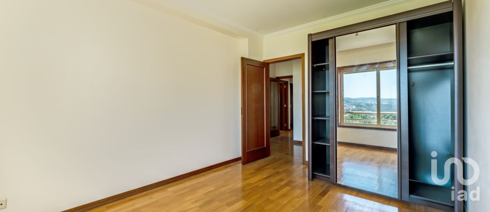 Apartamento T3 em Vilar de andorinho de 150 m²